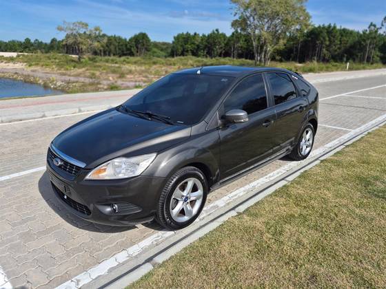 FORD FOCUS 1.6 GLX 16V FLEX 4P MANUAL